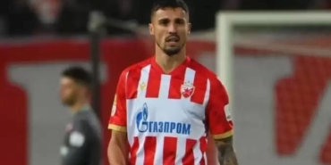 fenerbahcede-istenmeyen-adam-ilan-edilmisti-devler-liginde-sahnede-NR77D7Hh.jpg